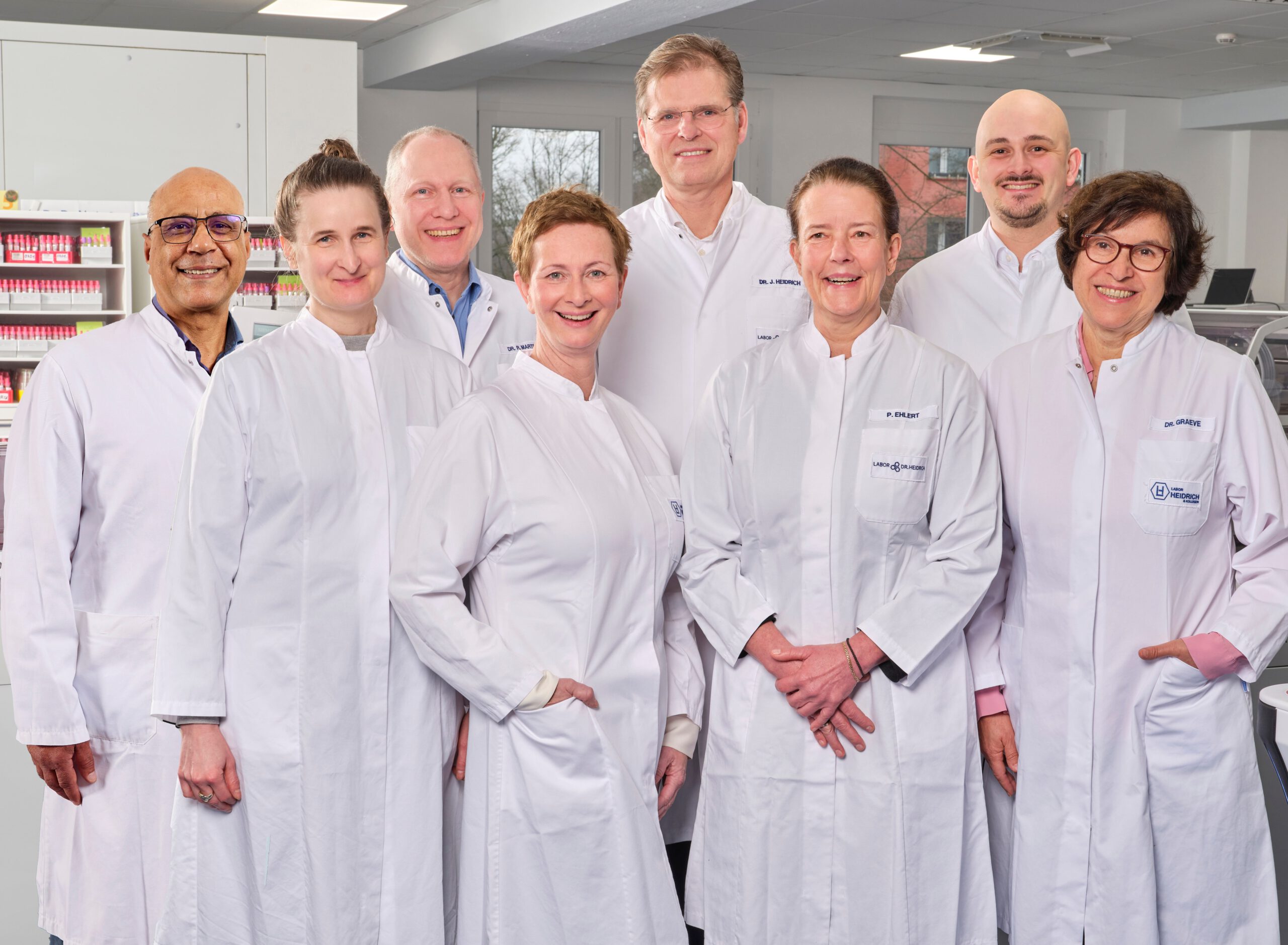 Fachteam von Labor Heidrich steht für zuverlässige Labordiagnostik und partnerschaftliche Zusammenarbeit mit Praxen und Kliniken