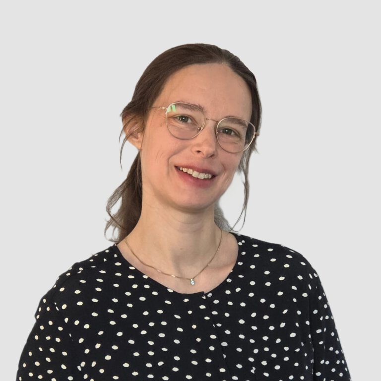 Portrait von Dr. Juliane Wollrath, Fachärztin für Laboratoriumsmedizin